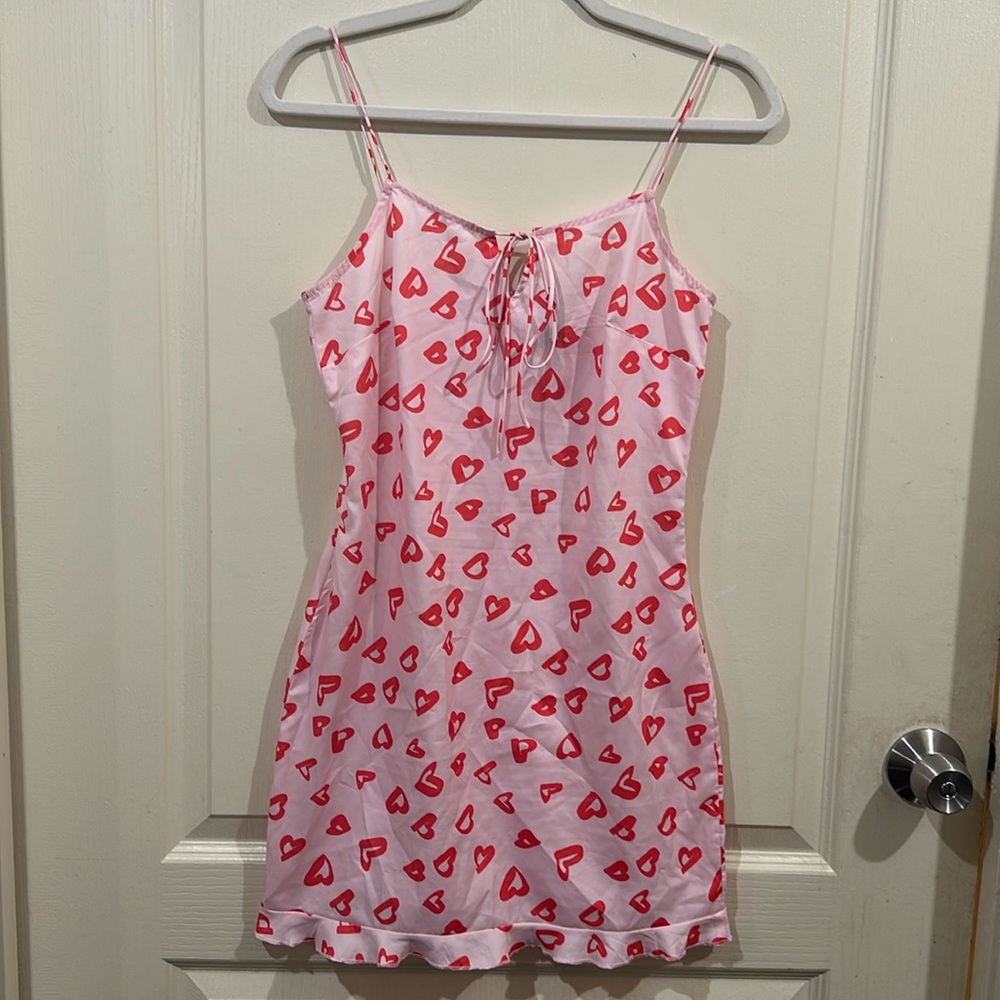 Cider pink red heart front knot mini dress. Size Small.